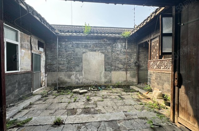 埂子街河边10号小区4室2厅260㎡458万二手房图片