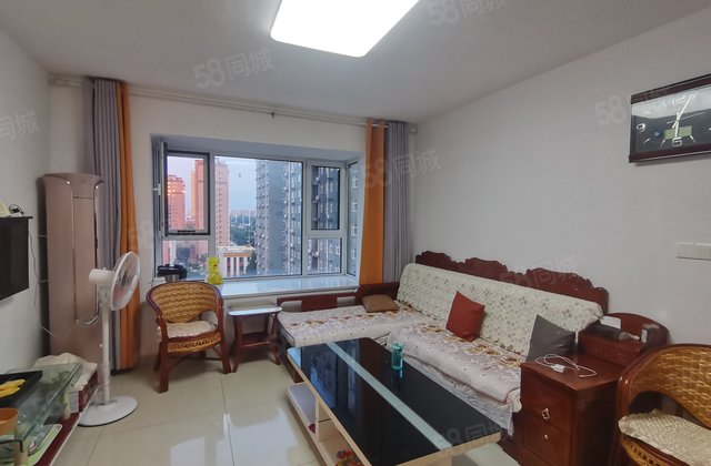 万达 铁投 聚鑫苑 电梯8楼 东边户 带储