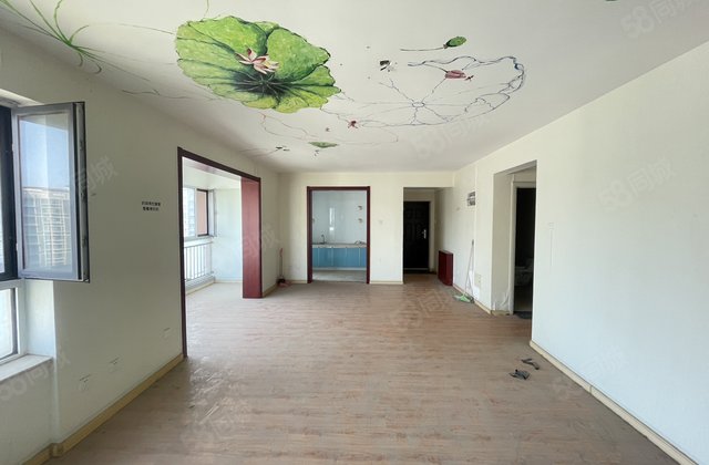 新东方龙湾 划文轩 楼龄新 商品房