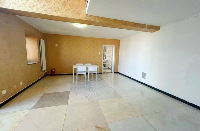 诚基中心国际公寓3室2厅85.56㎡460万二手房图片