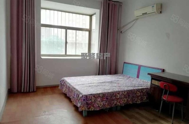 水城中学西邻三室两厅两卫