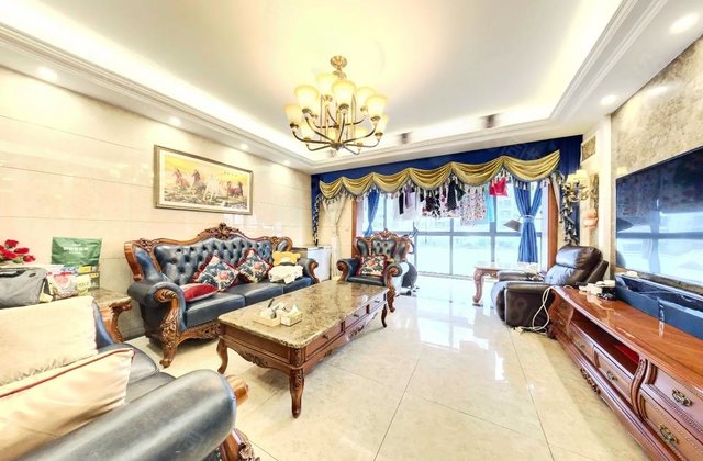 恒基水漾花城(1-3期)5室2厅195.26㎡315万二手房图片