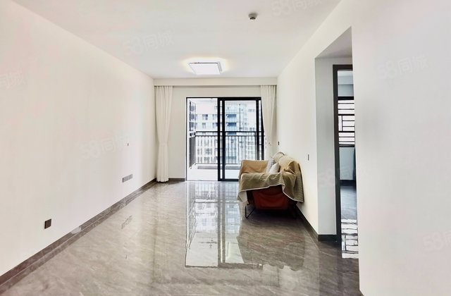 华润江南中心3室2厅88.94㎡85万二手房图片