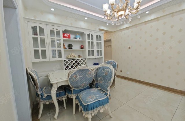 市民文化中心 南北通透 精装可拎包入住 楼龄新 双卫