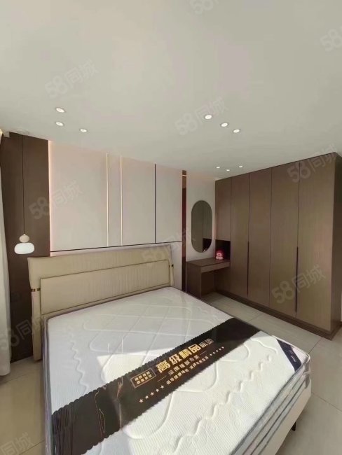阅江城2室1厅1卫86㎡南北42万