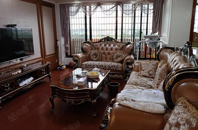 房东急售,金邸华府, ,楼层好好,采光好,拎包入住