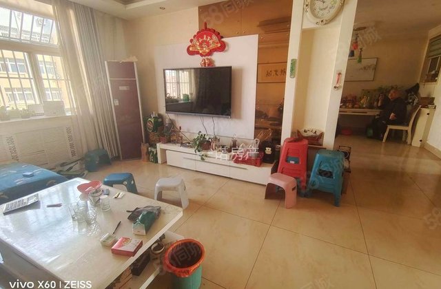 急售  ，三室朝阳，  精装，