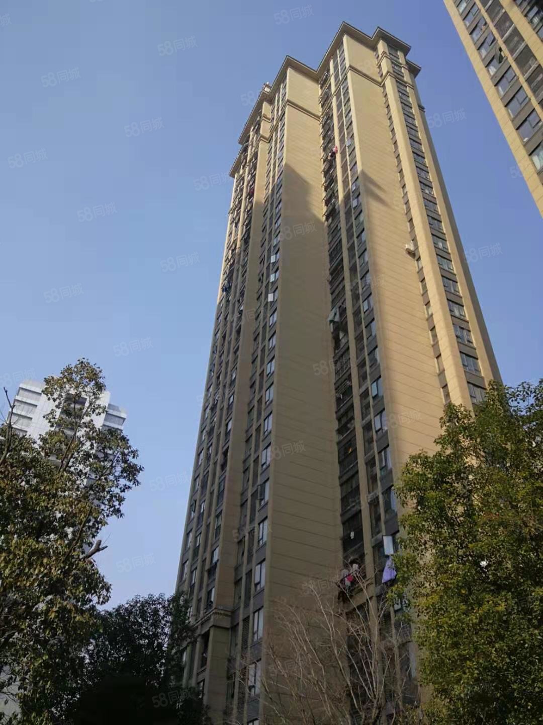 海亮九玺(南区)3室2厅2卫86㎡南北210万