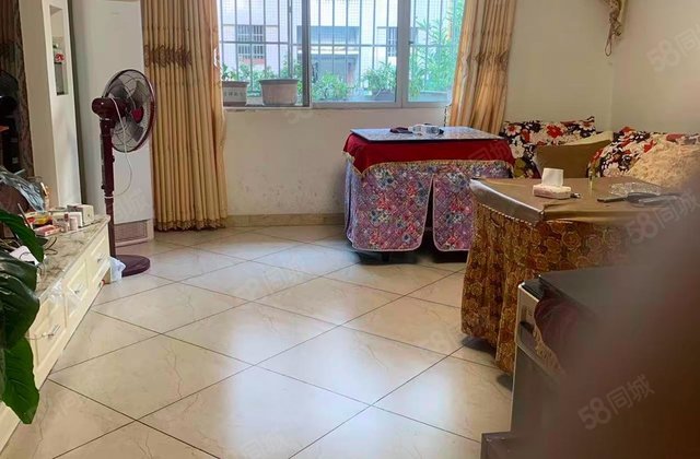 庙堡顶小区3室2厅127.34㎡40万二手房图片