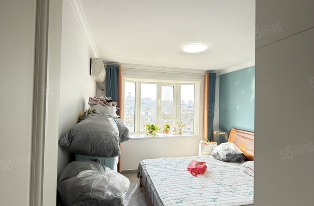 文轩 东关 闸北小区旁 中层 好楼层 精装三室 免大税