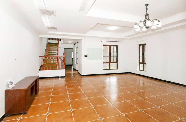 北辰红橡墅3室4厅370.76㎡1180万二手房图片