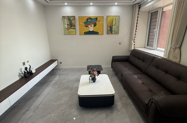 水钢琴2室2厅96㎡71万二手房图片