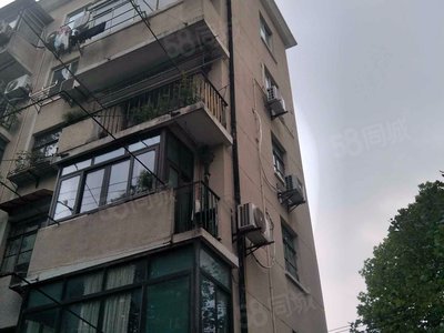 万航渡路682号小区