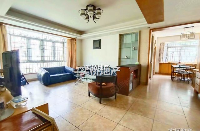 金磊花园3室2厅120.76㎡395万二手房图片