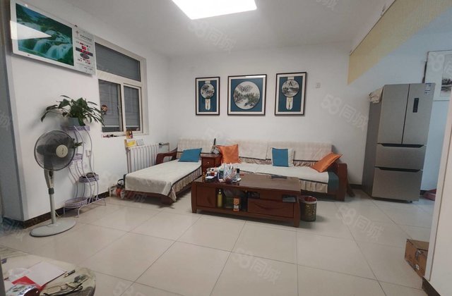 急售！紧邻东昌湖！带精装车库！带固定车位！精装三室！随时看房