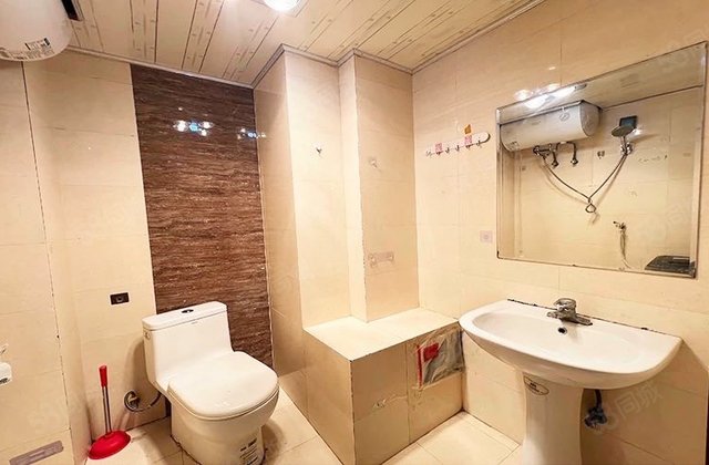 金坐标1室0厅40.89㎡13.6万二手房图片