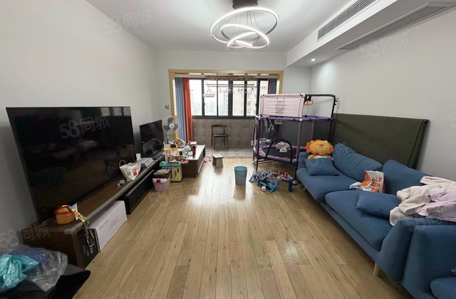 滨浦新苑六村3室2厅131.46㎡359万二手房图片