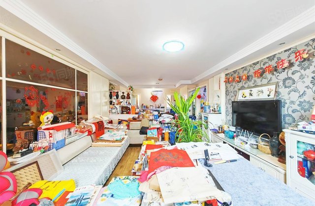 天泰太阳树3室2厅154.7㎡215万二手房图片