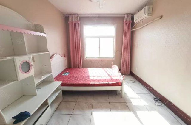 出家门进校门 培养5个学霸的文轩本部 送车库 湖边房