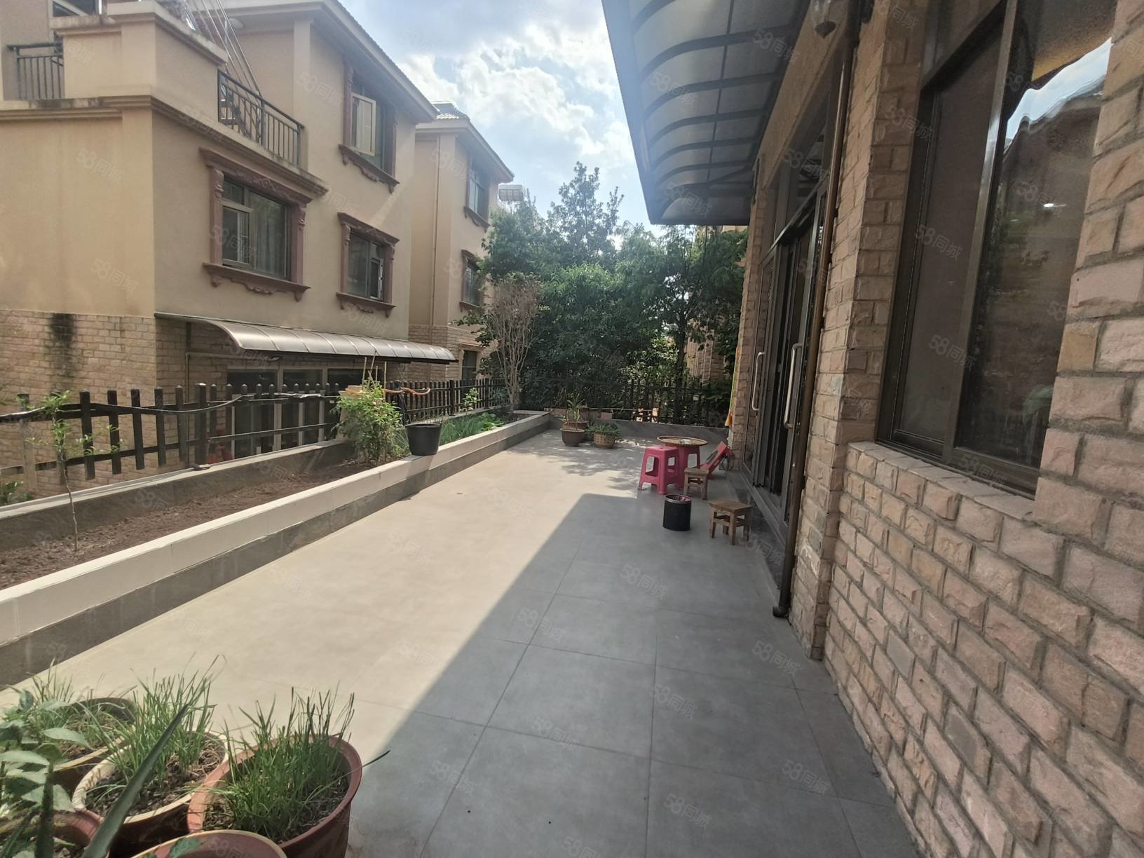 【10图】精装别墅 350平关门卖 带大花园 格局好,凤凰苑-文山58同城