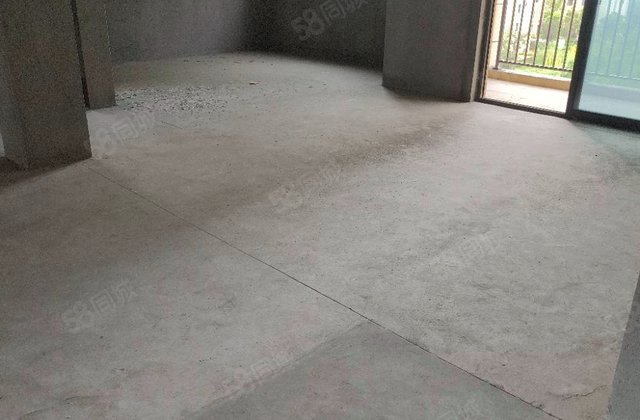 星澜府4室2厅142.14㎡115万二手房图片