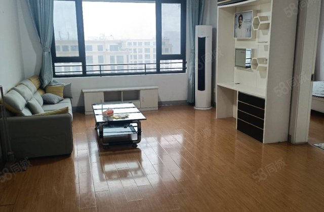 绿城百合新城 南北通透 双卫生间 全明三居 带储藏室免大税