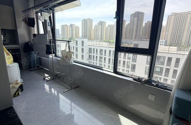 颐中文苑4室2厅128㎡139万二手房图片