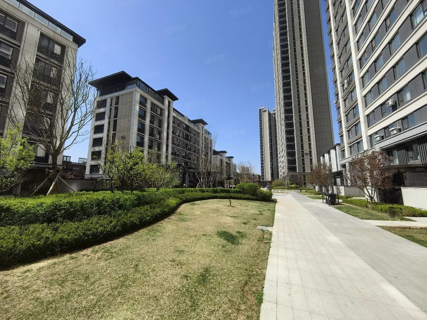 汇置尚都3室2厅2卫100.41㎡南北93万