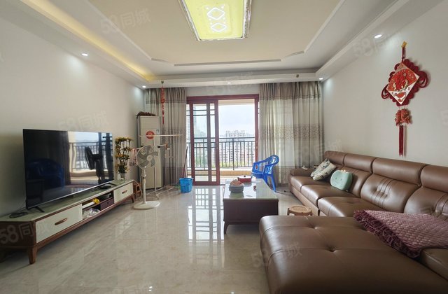 宏御帝景豪庭4室2厅145.01㎡108万二手房图片