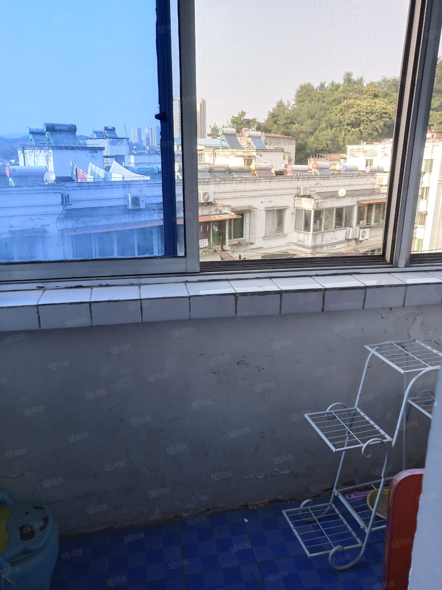 东汽四中家属楼2室1厅1卫66㎡南22万