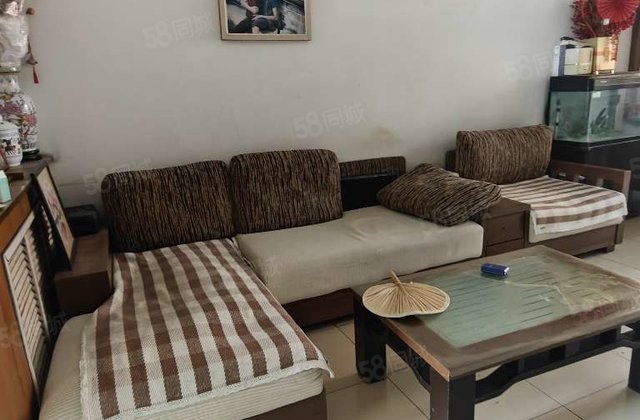 兴华路东昌 中巨房产 民政局家属院 三室停车方便