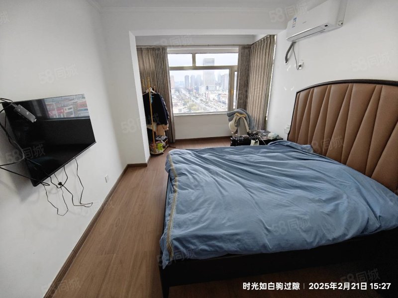 百年香樟花园3室4厅2卫148㎡南北79万