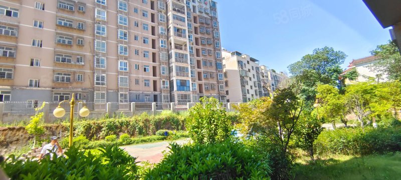 水韵嘉城c区4室2厅2卫136.82㎡南109万