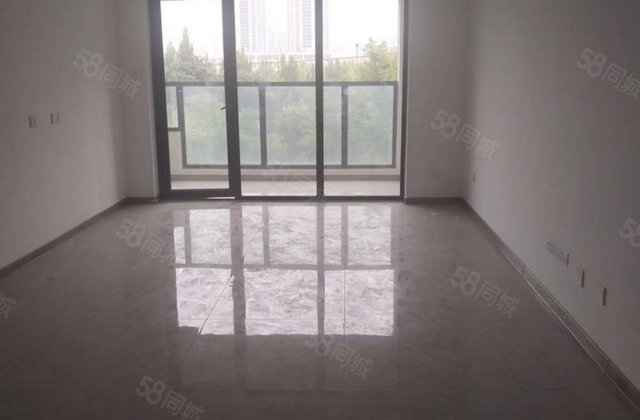 实验新出性价高的房源 3室2厅2卫客厅和卧室朝阳 性价高