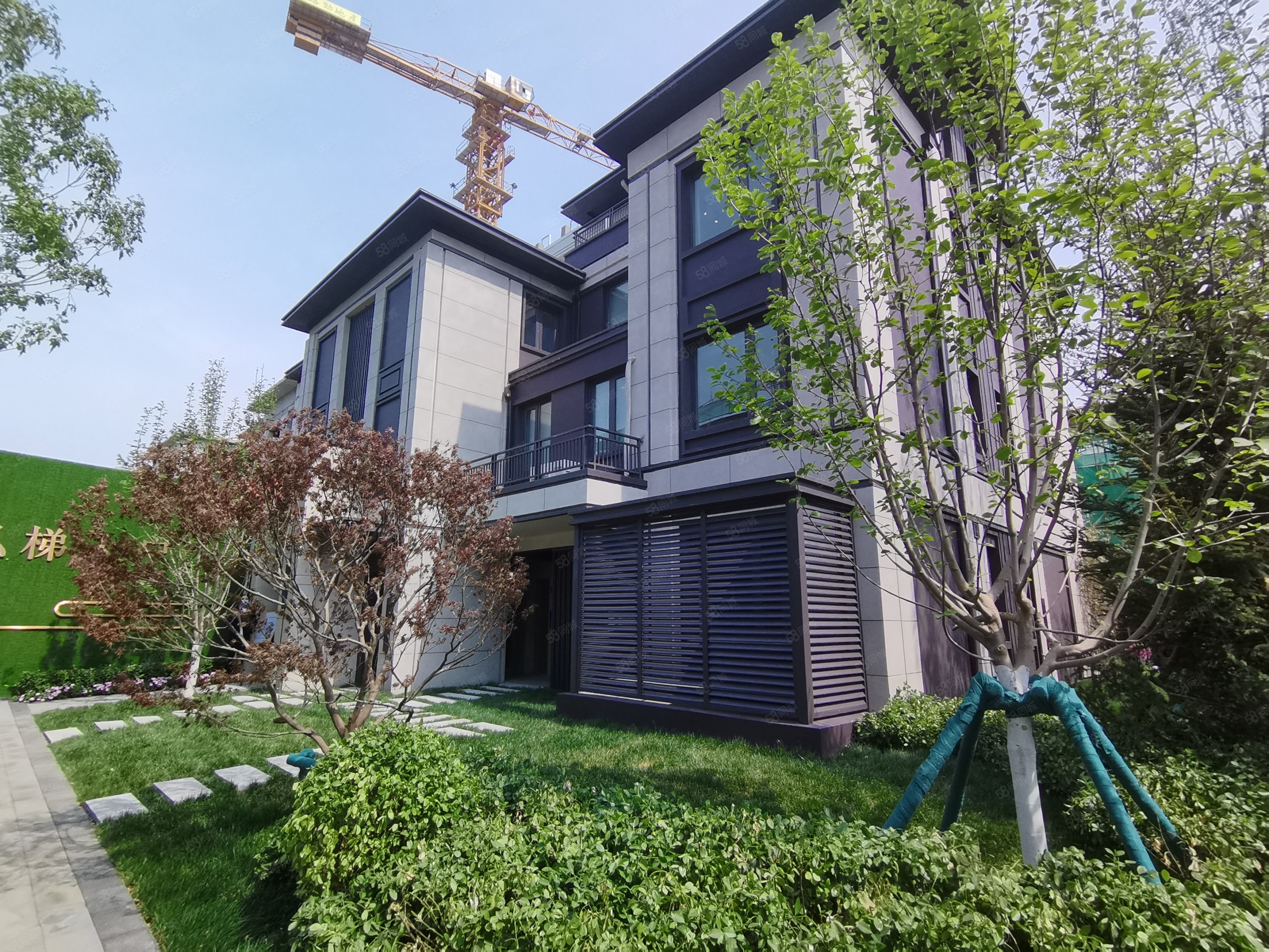 30平院,特惠新中式叠拼,采育现房别墅,独门独院,私家电梯