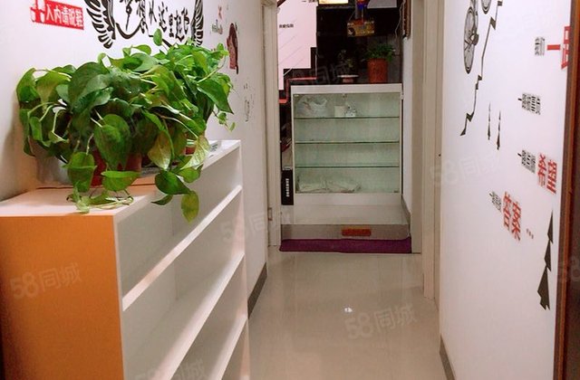 仁德小区8室1厅143.6㎡105万二手房图片