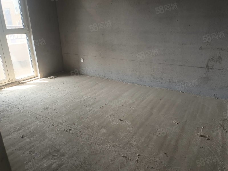 142平125万 车位储藏室 三居双卫,胜宏荣域悦湖湾-东营58同城