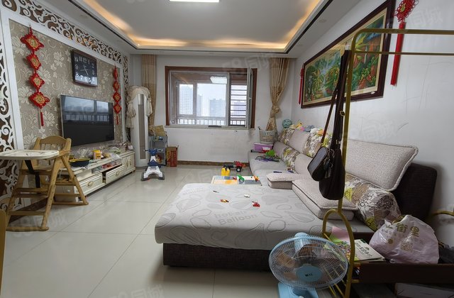 七中 精装电梯 水晶丽城商品118平3室 97万中间层免大税