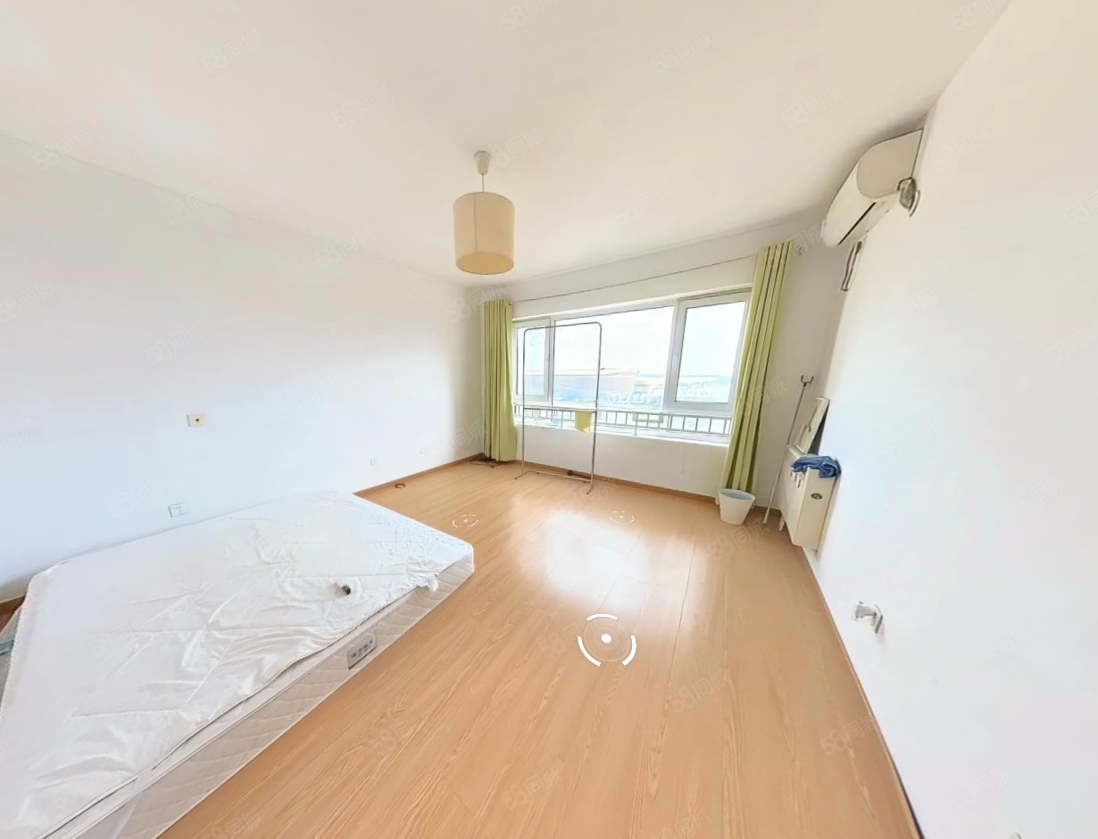 滿庭芳嘉園3室1廳1衛(wèi)103.25㎡南北360萬