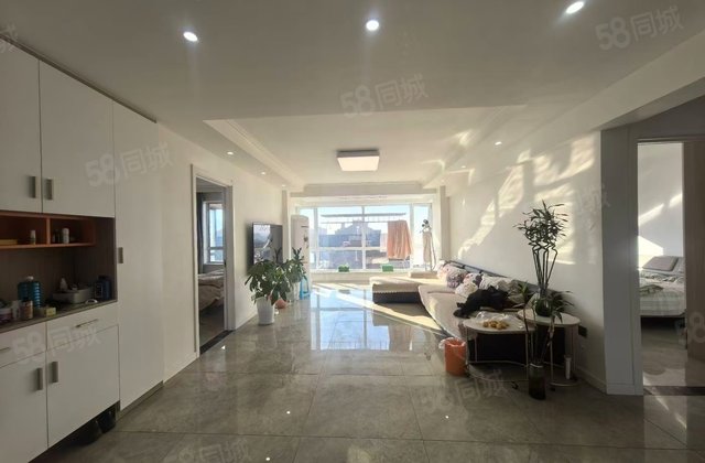 宏运凤凰新城(一期)3室2厅111㎡82.8万二手房图片