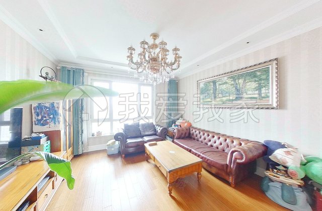 金成府3室2廳2衛(wèi)166.45㎡南北590萬