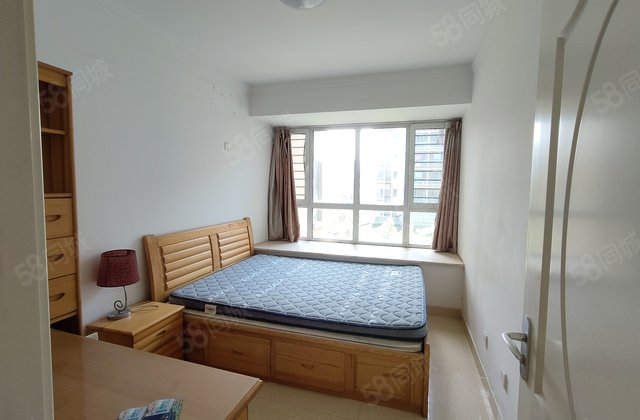 商品洋房  南北通透 密度低 装修好 中间好楼层带车位