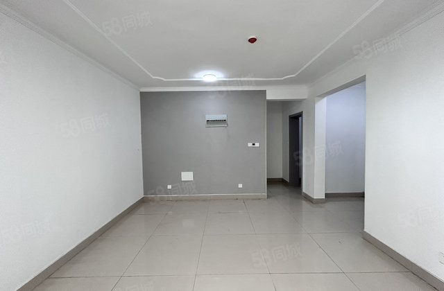 抢抢抢！湖边 单价5千多 一手新房 精装修 实验