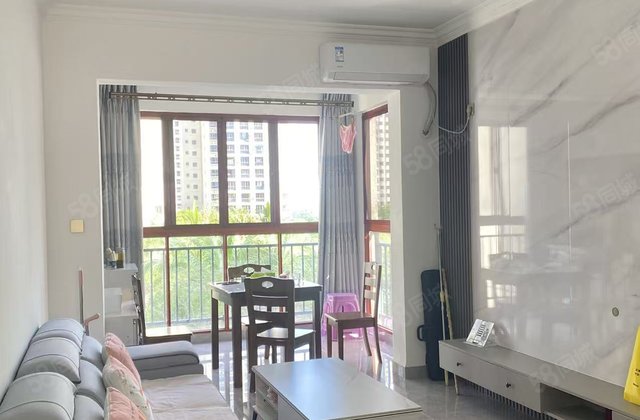 鸿坤理想海岸1室1厅58.4㎡62万二手房图片