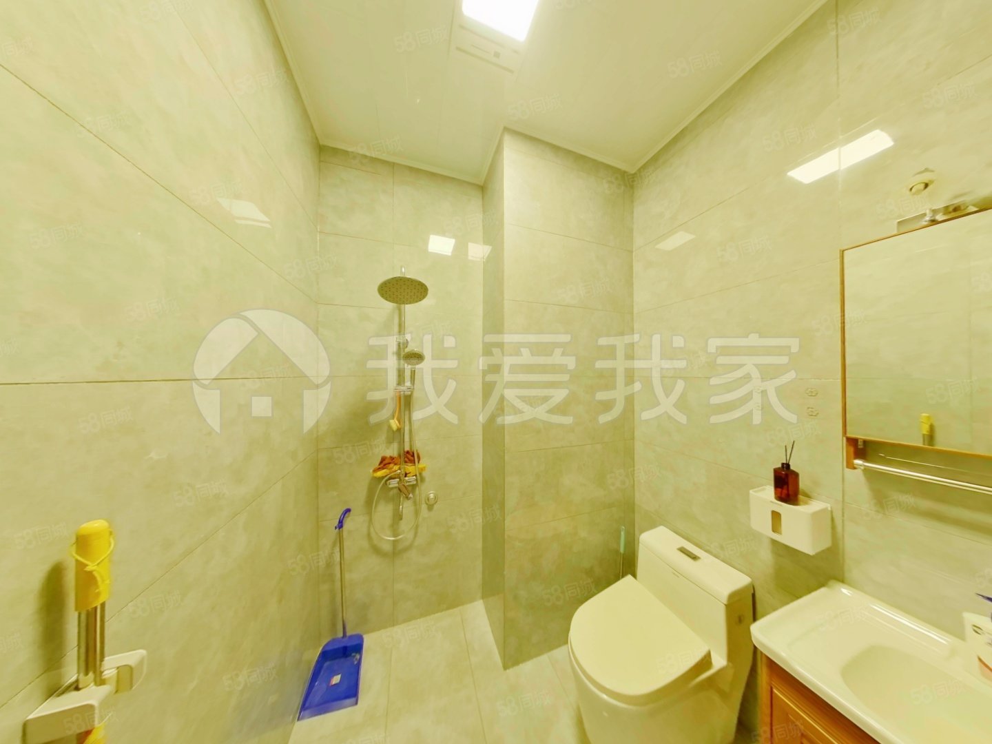 金科王府(別墅)5室3廳4衛(wèi)207.65㎡南北745萬