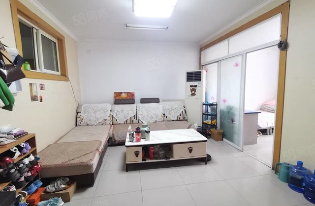 新世纪，精装三室，好楼层，六中，人民公园附近，停车方便