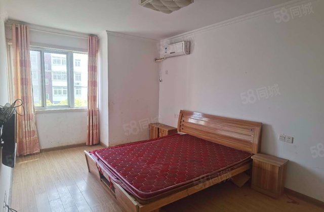 翡翠华庭2室1厅67㎡35.3万二手房图片