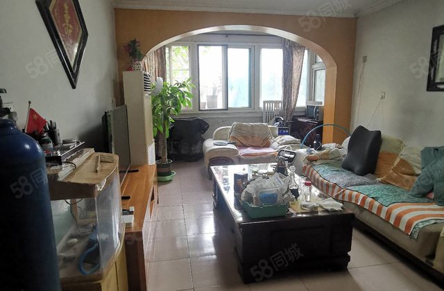 上北顺东昌市医院家属院 一楼 140平 4室朝阳双卫诚心出售