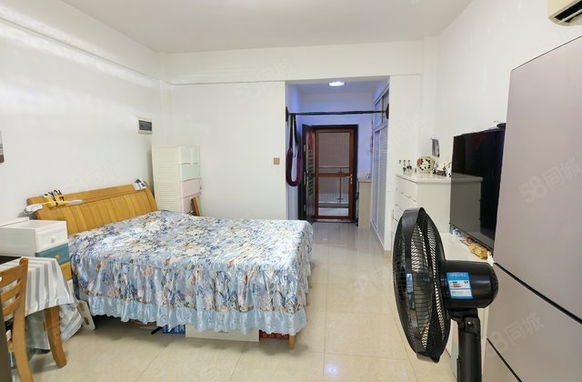 保亭庄园豪都1室1厅32.78㎡26万二手房图片