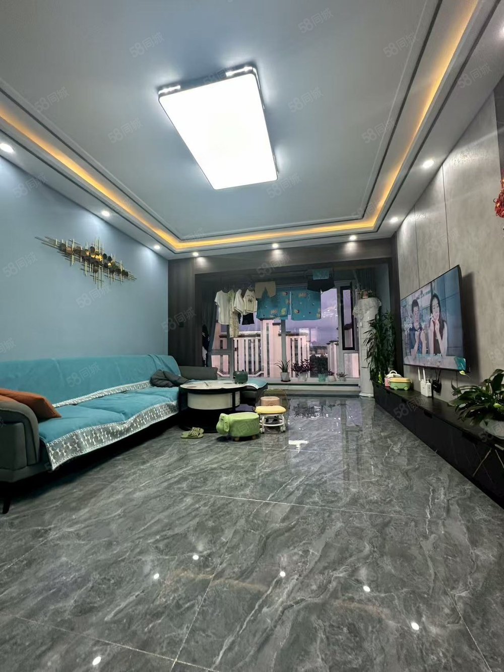 碧桂园悦江山3室2厅1卫109㎡南北65万